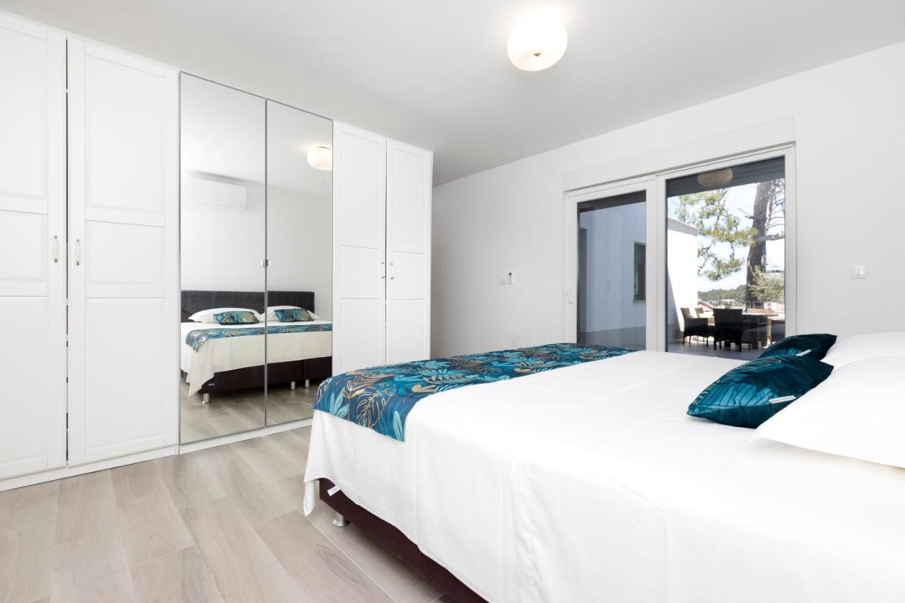 מאלי לוסיניי Apartments Olea מראה חיצוני תמונה