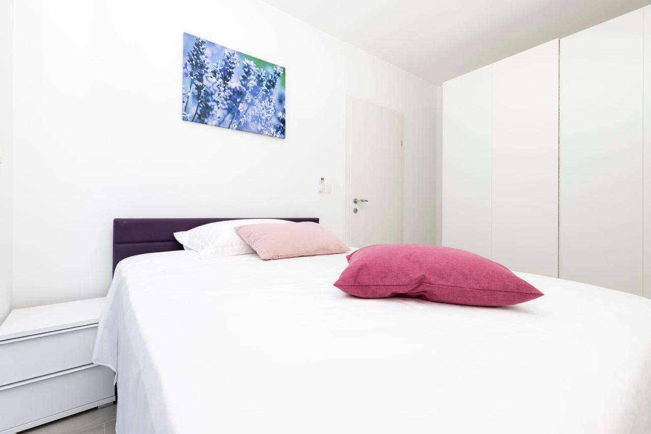 מאלי לוסיניי Apartments Olea מראה חיצוני תמונה