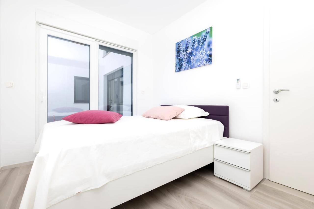 מאלי לוסיניי Apartments Olea מראה חיצוני תמונה